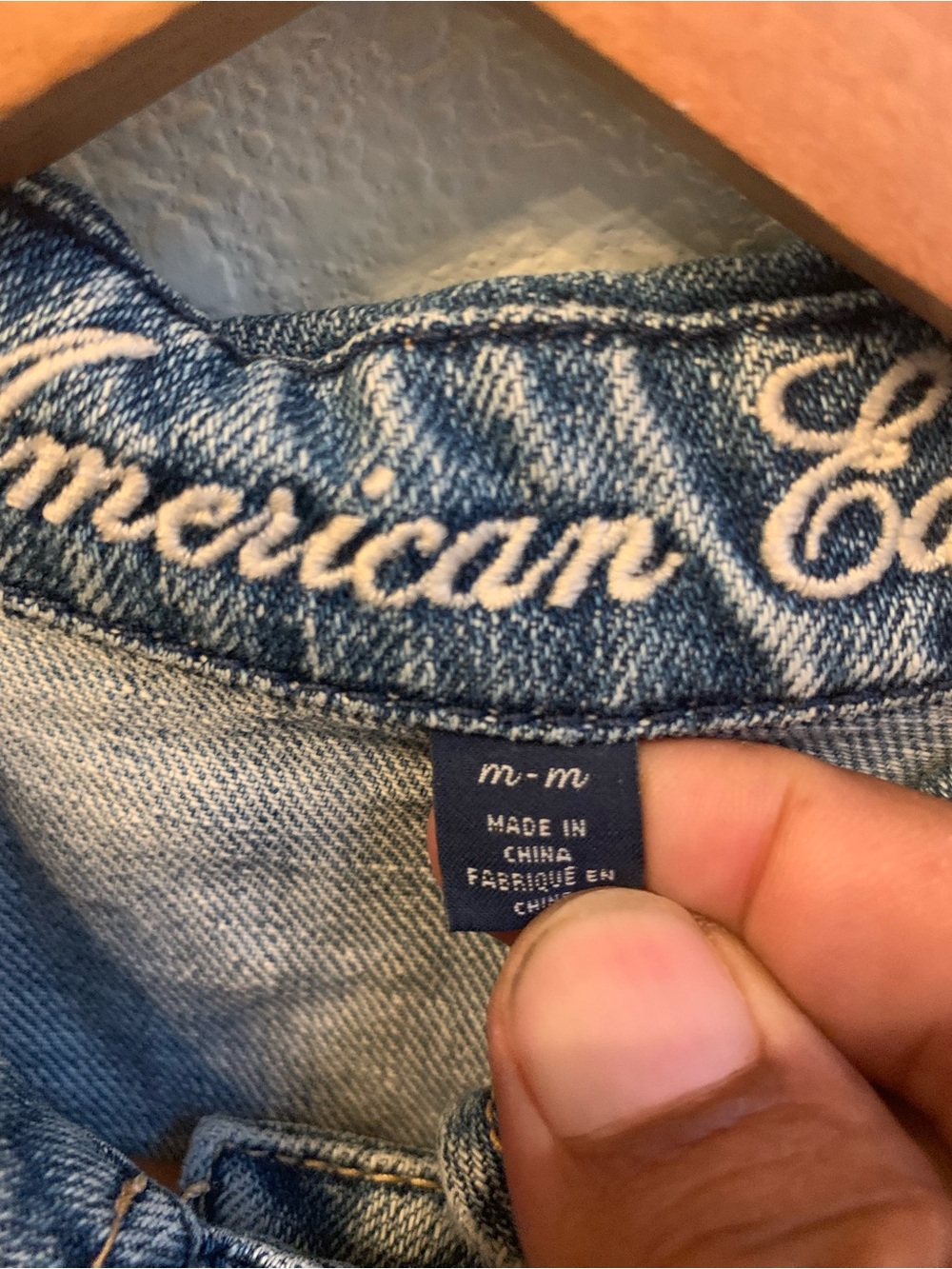 American Eagle Outfitters Light Wash Denim Jacket - Women's - Picture 3 of 5